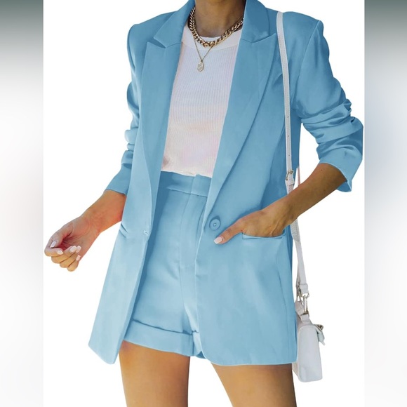 Jackets & Blazers - NWOT Women's 2 Piece Open Front Long Sleeve Blazer & Solid Short Pants Suit Sets